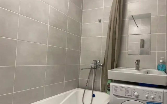 Апартаменты на улице имени Младшего Сержанта Сухарева 2