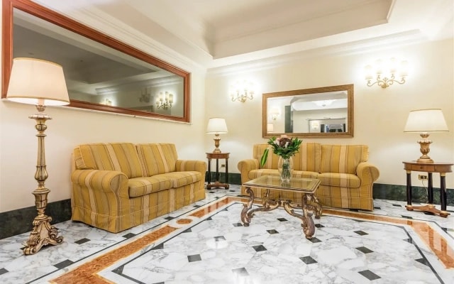 Raeli Hotel Regio