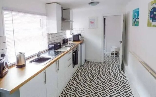 Flat 1