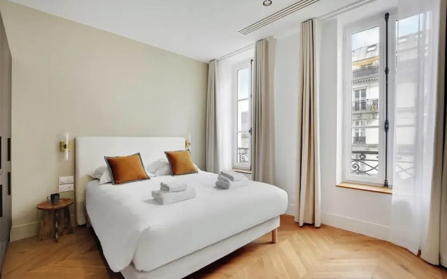 Stunning Apartment - 2br/6p - Madeleine