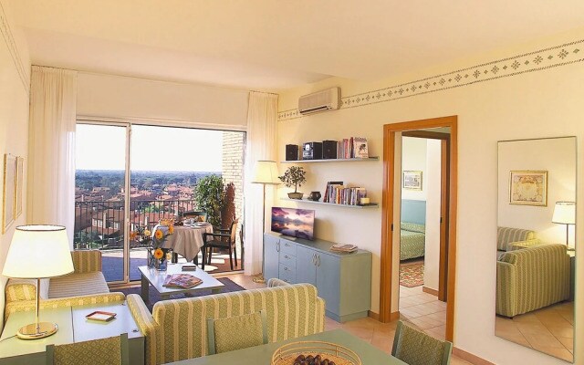 Long Stay Monthly Apartment I Triangoli With Backyard Garden