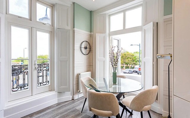 Crystal Palace Residence I