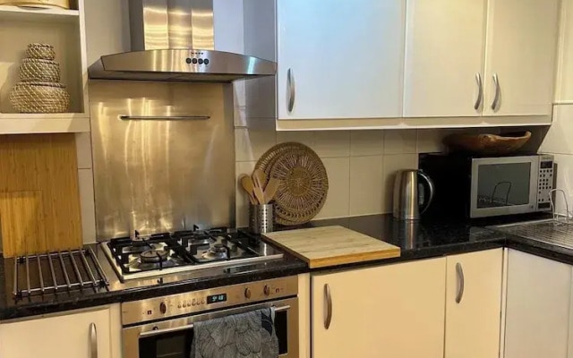 Victorian Charm Maisonette