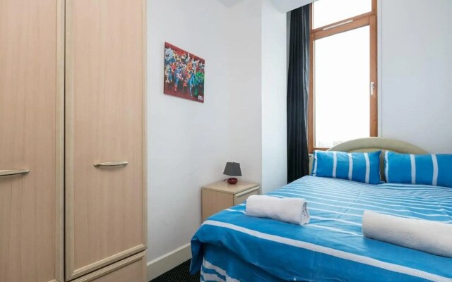City Centre Apartment With Panoramic View