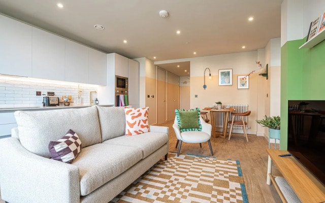The Eades Laura Perryman 1 Bed