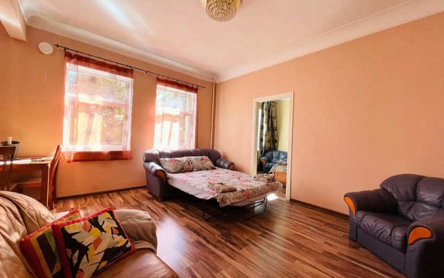 City Center Daily Apartment