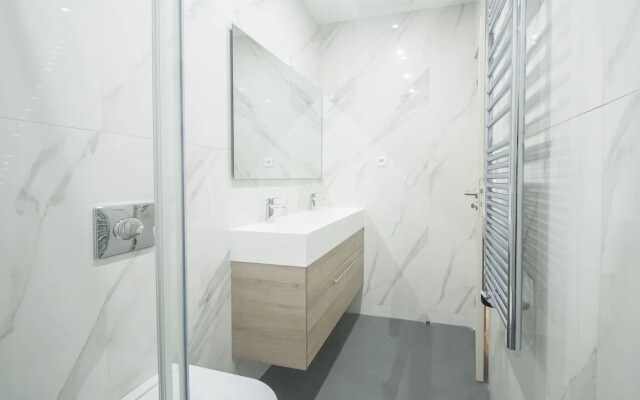 Luxury Apartment in Paris - République