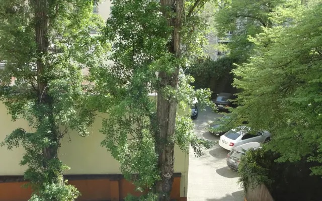 Letna luxury apartment