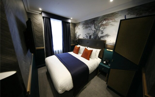 The Portico Hotel