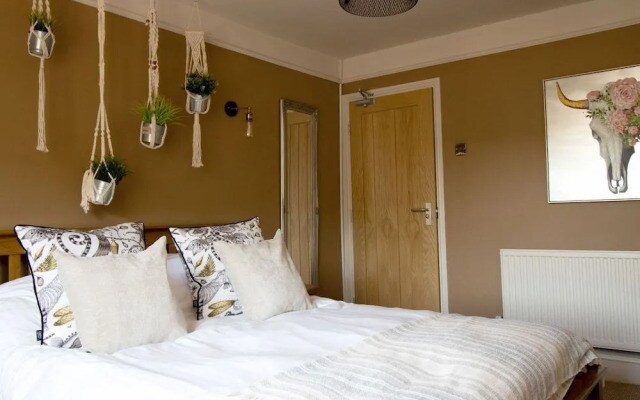 The Riverside Rooms