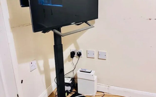 Derby Spacious Room Studio in City Centre