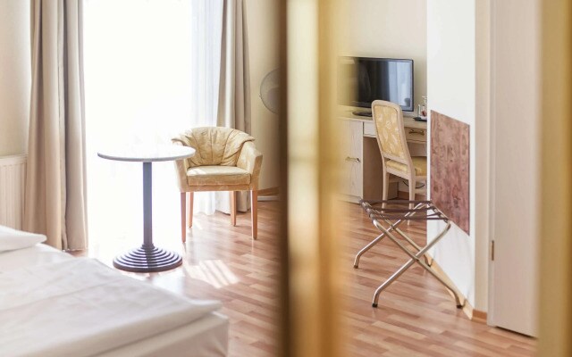 Hotel Am Schloss Koepenick Berlin by Golden Tulip