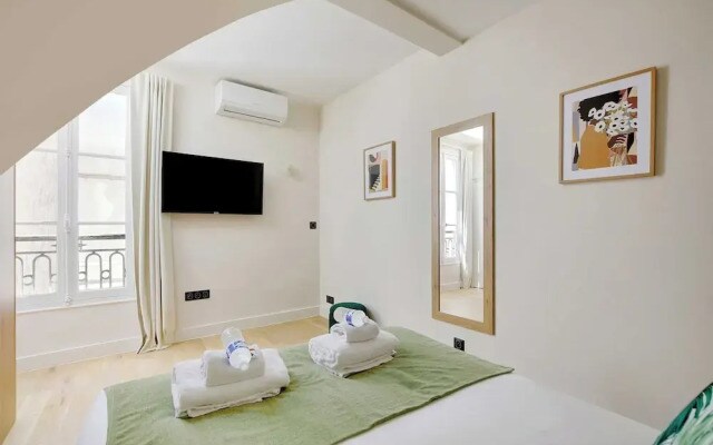 Apt a/c 1br/2p - Saint-lazare/les Champs Elysee