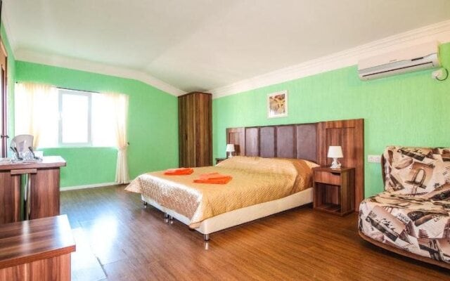 Mirada Guest House