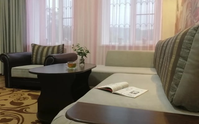 Апартаменты на улице Ермолова 19