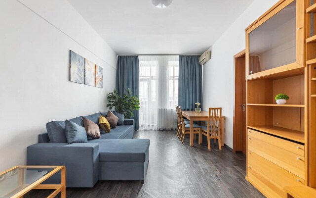 ApartLux (АпартЛюкс) на Космодамианской набережной