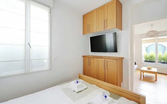 Charming Apartment - 1br-4p- Suresnes