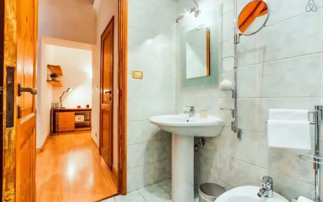 Lovely and Spacious 2 bed Flat in a Great Area