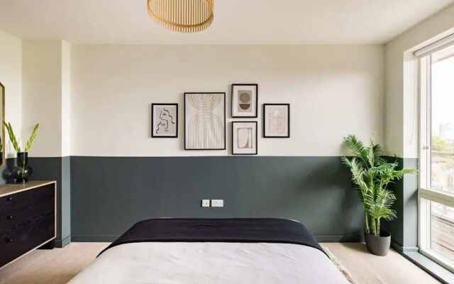 The Limehouse Classic - Endearing 2BDR Flat with Balcony