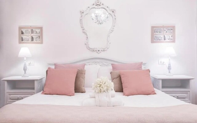 Sweet Arco Farnese