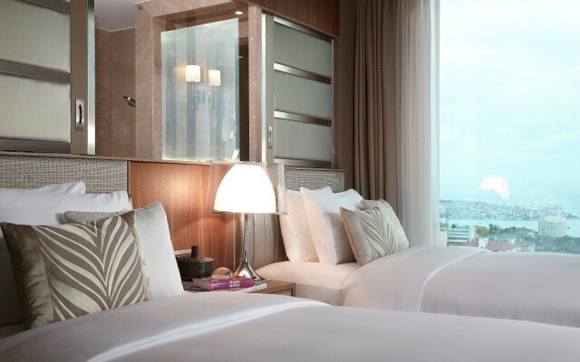 Renaissance Istanbul Polat Bosphorus Hotel