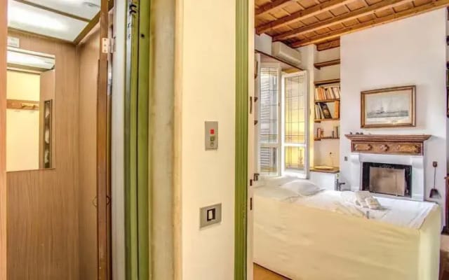 HI Spagna apartment Rome