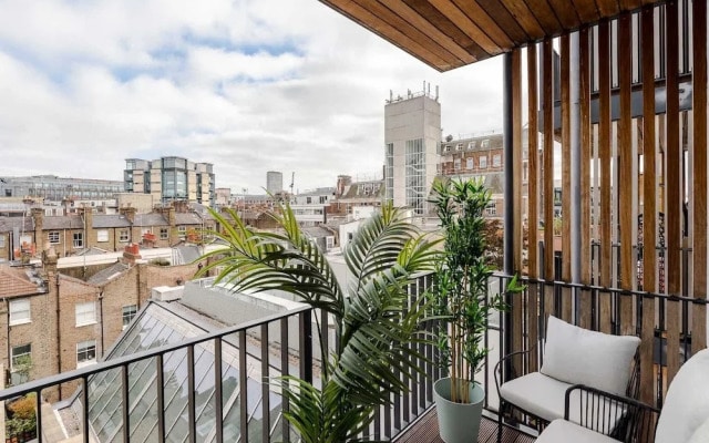 The Portland - Marylebone - by Frankie