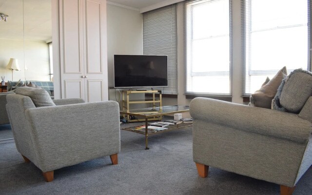 Studio Flat For 2 in Westminster