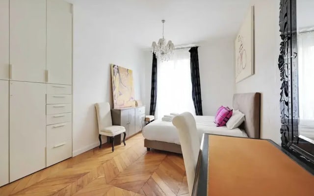Charming 2br/4p - Georges V / Champs-a%0lysaes
