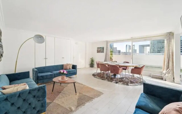 Exceptional Terrace apt - La D Fense - Bail Mob