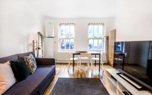 Fast WiFi | Sleeps 4 | Pet-friendly