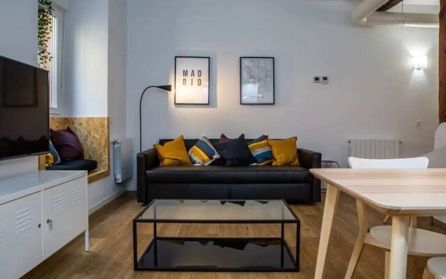 Charming & Modern 2bed in Madrid's City Center