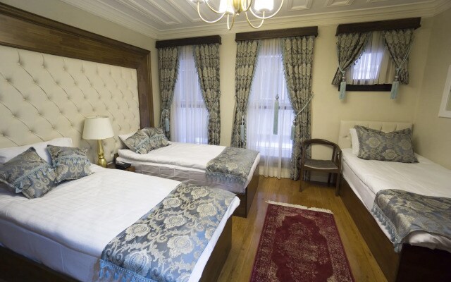 Mezzo Hotel