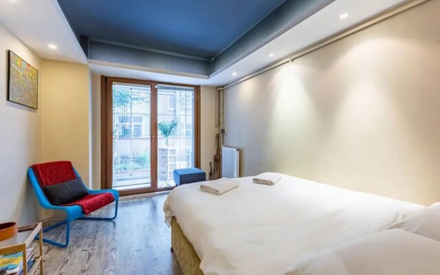 Stylish and Central Flat with Backyard in Sisli