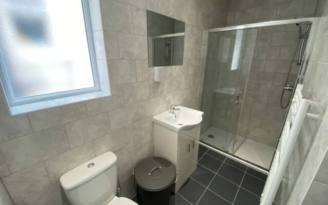 Mayfield Escape - Stylish Two Bed Apartment