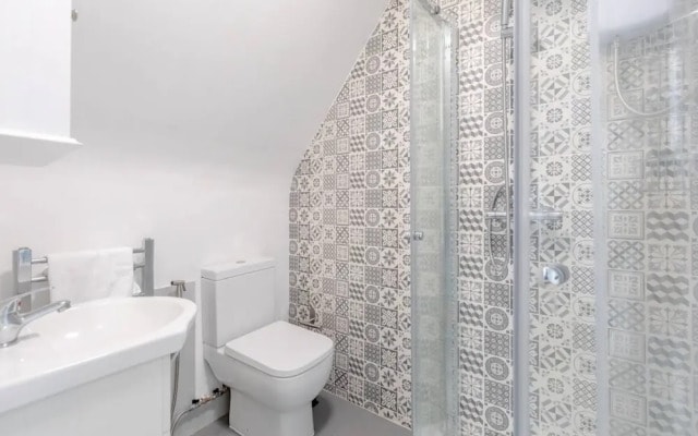 Central 3 Bedroom House With Garden