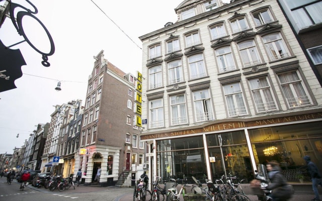 hotelImage