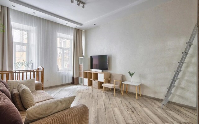 MyHome YourHome (МайХоум ЙоХоум) на переулке Пирогова