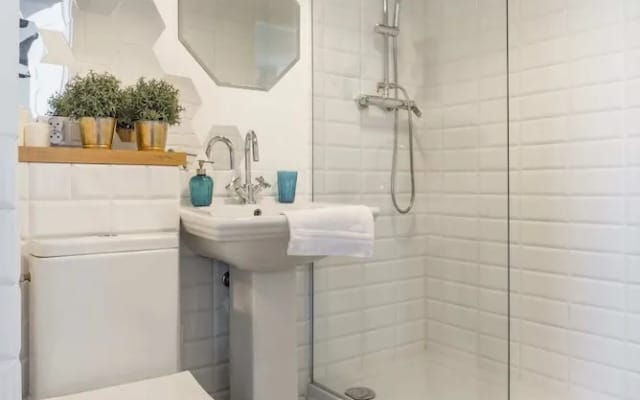 Warsaw Center Apartment