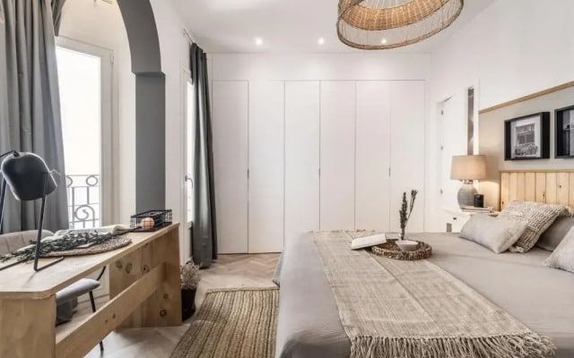 Marbore - 4 Bedrooms Apartment in Trafalgar