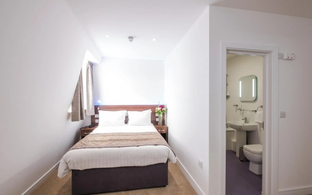 Signature Hotel London