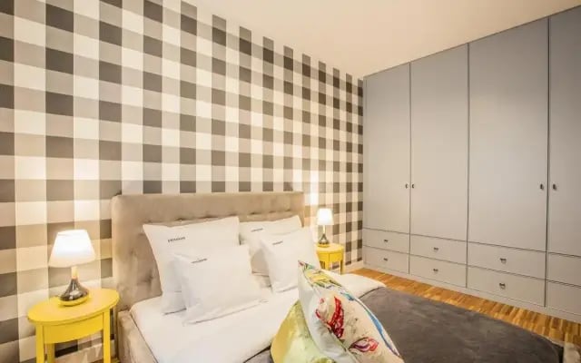 Genius Apartments