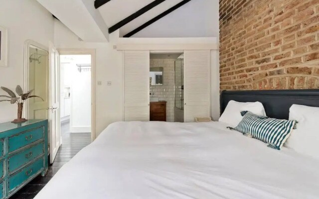 1 Bed Bohemian Loft Style Apt