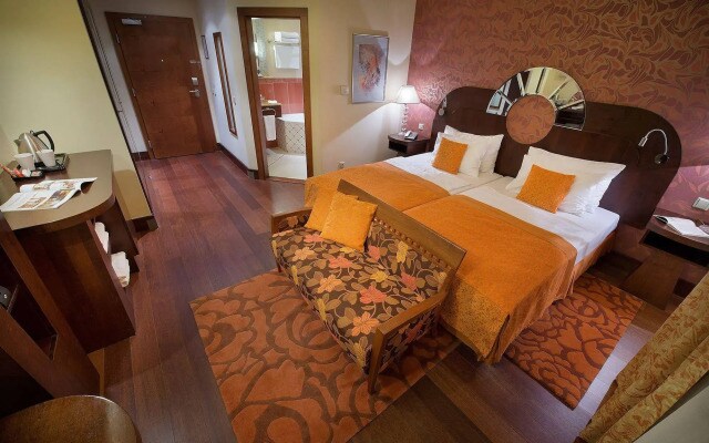 Zvon Design Suites