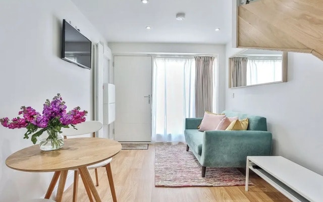 1BR Gem in Great Location