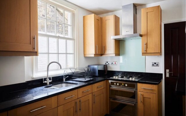 The London Wonder - Adorable 2Bdr Flat With Patio
