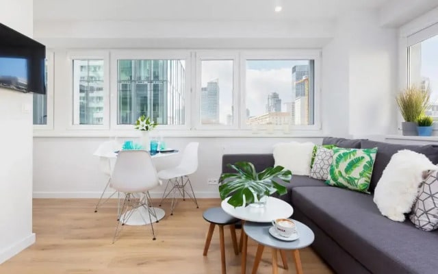 Deluxe Studio Warsaw City Center by Renters