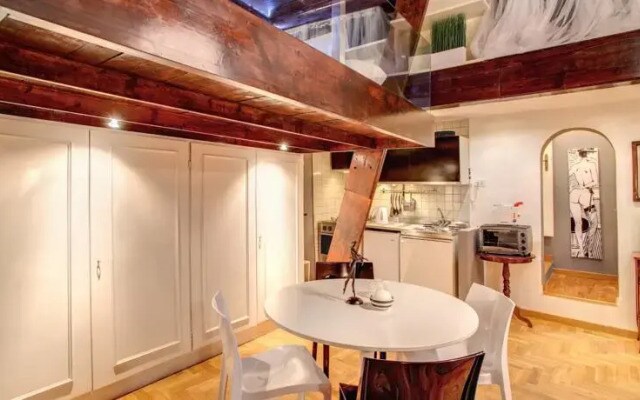 Luxury and Romantic Apartment In Piazza Farnese