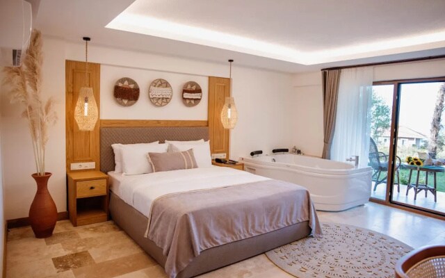 Villaqua Boutique Hotel