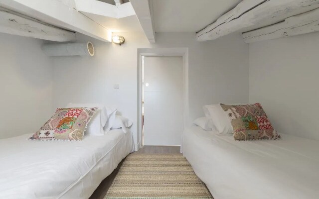 Plaza Mayor Attic